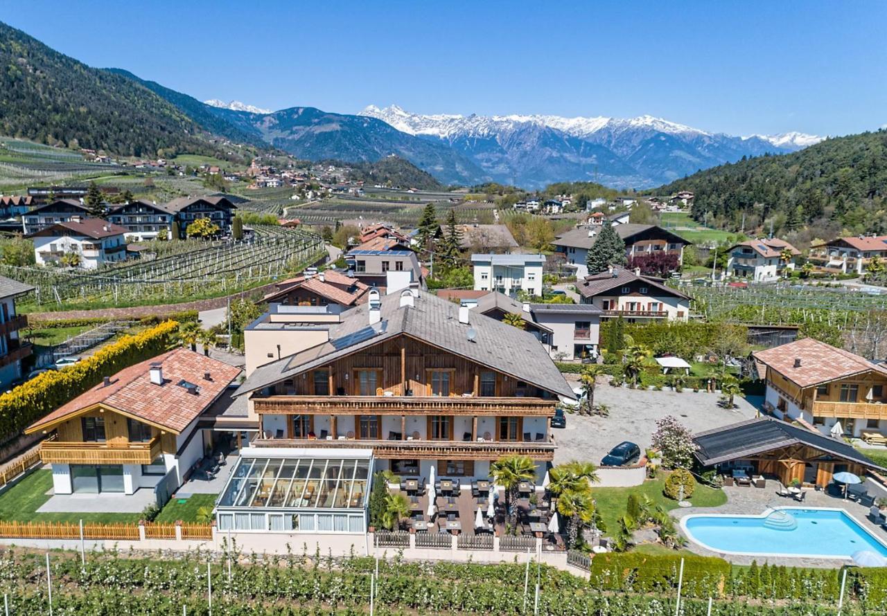 Hotel Schallerhof Tesimo Exterior photo